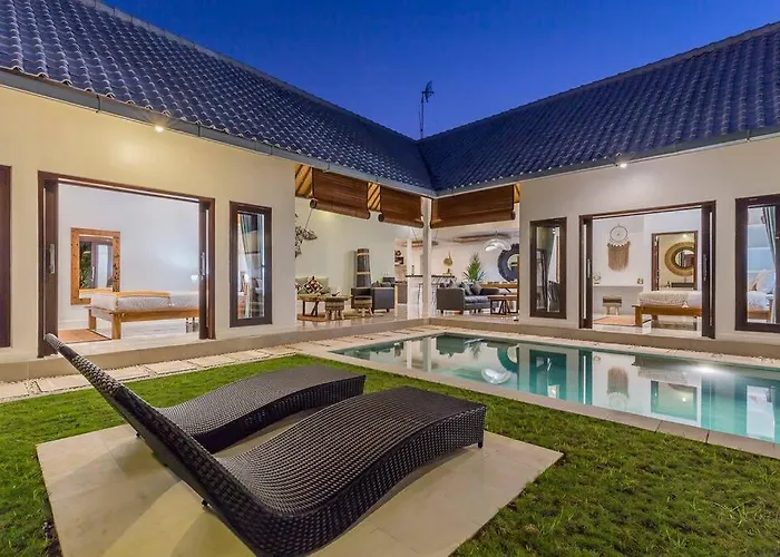 Villa 4 Bedr 5min Walk From Eat Street&beach