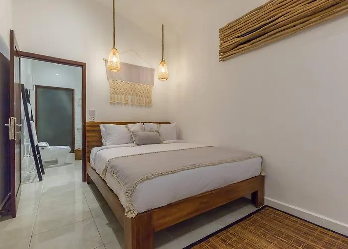4 Bedr 5min Walk From Eat Street&beach Villa Seminyak