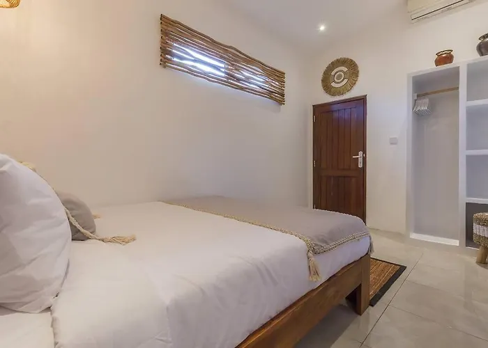 4 Bedr 5min Walk From Eat Street&beach Seminyak