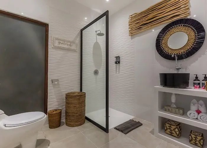 4 Bedr 5min Walk From Eat Street&beach *