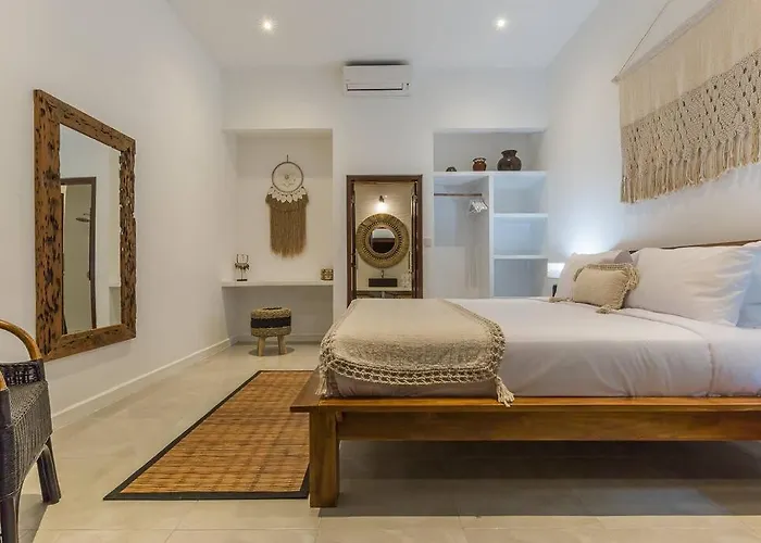 4 Bedr 5min Walk From Eat Street&beach Villa